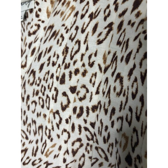 Lot of 2 Wonderly Women’s Size L Large Casual Tops Spring & Fall Prints - Picture 3 of 13